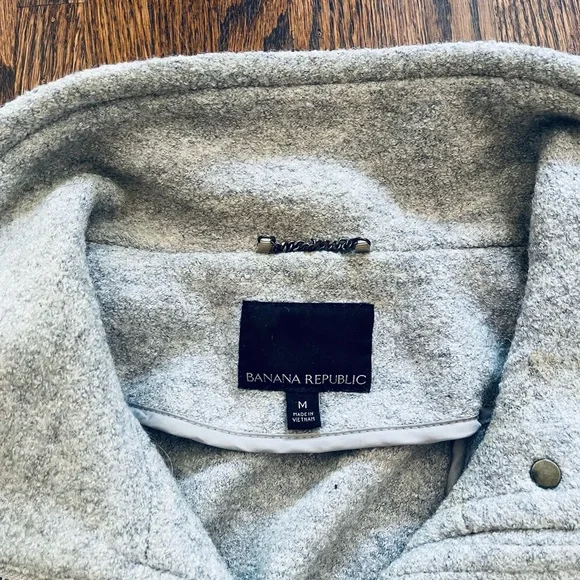 ❤️ HOST PICK ❤️ Banana Republic coat - Picture 3 of 4